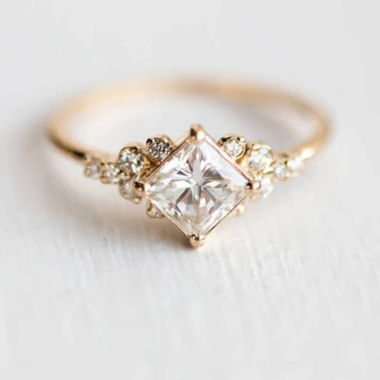 Karen - Elegant Delysian Dronning Ring